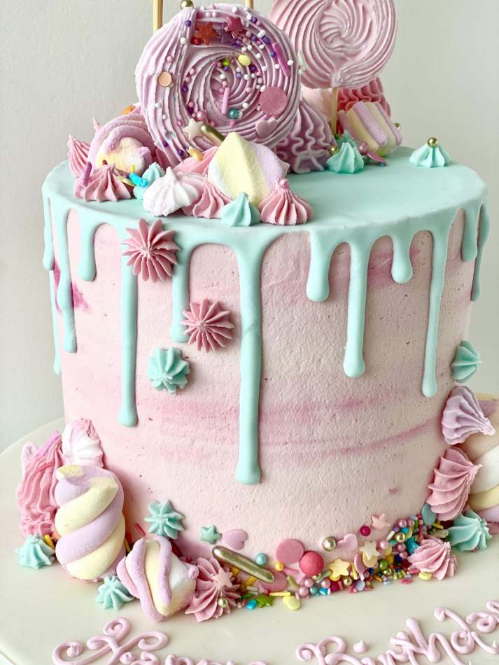 Pastel Marshmallow Buttercream Dream Cake | Birthdays