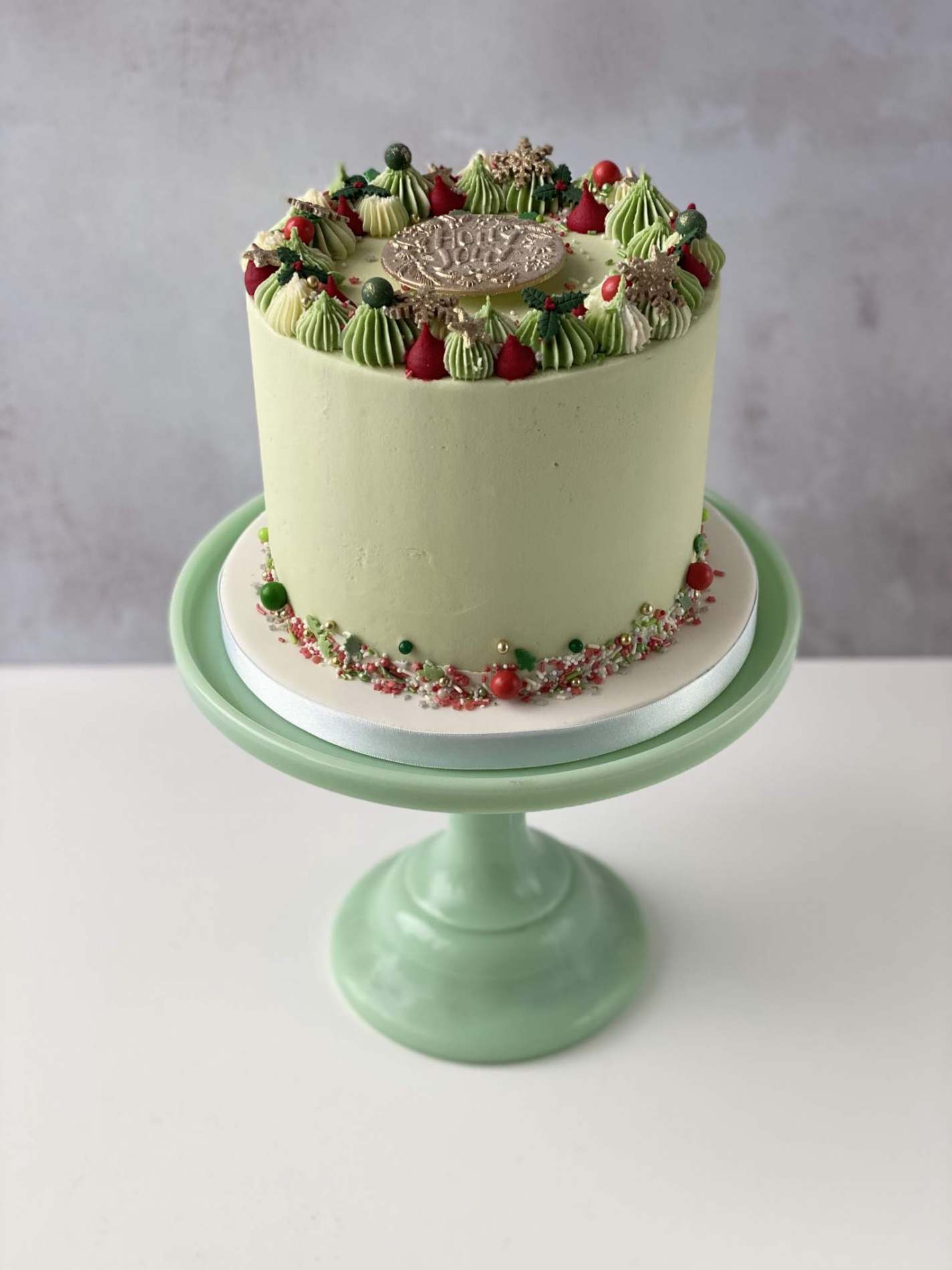 Holly Jolly Christmas Cake | Christmas