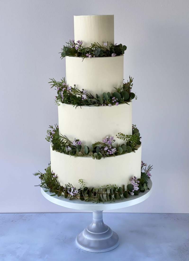 Lilac Garland Cake 