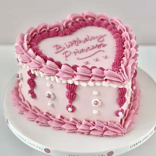 Buttercream cakes online - collect / delivery to Edinburgh or Glasgow.