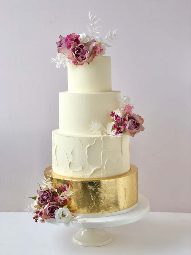 Shop Wedding Cakes