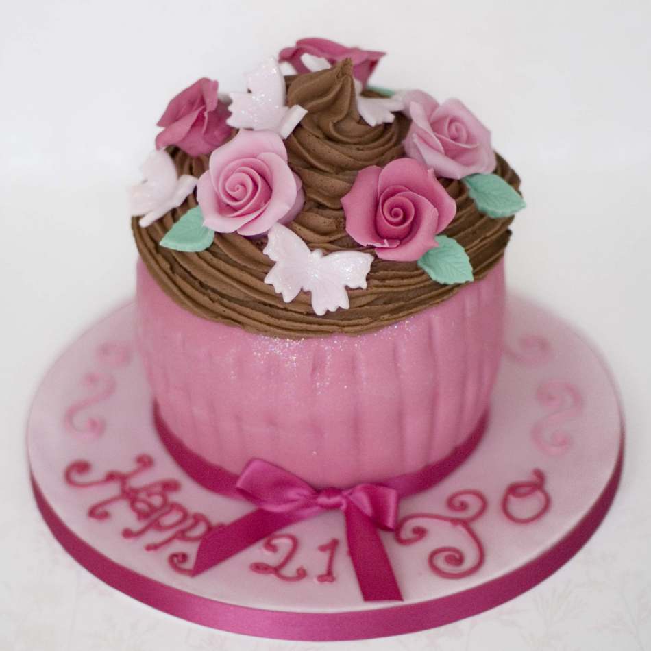 Chocolate Pink Giant Cupcake | Celebration Cakes
